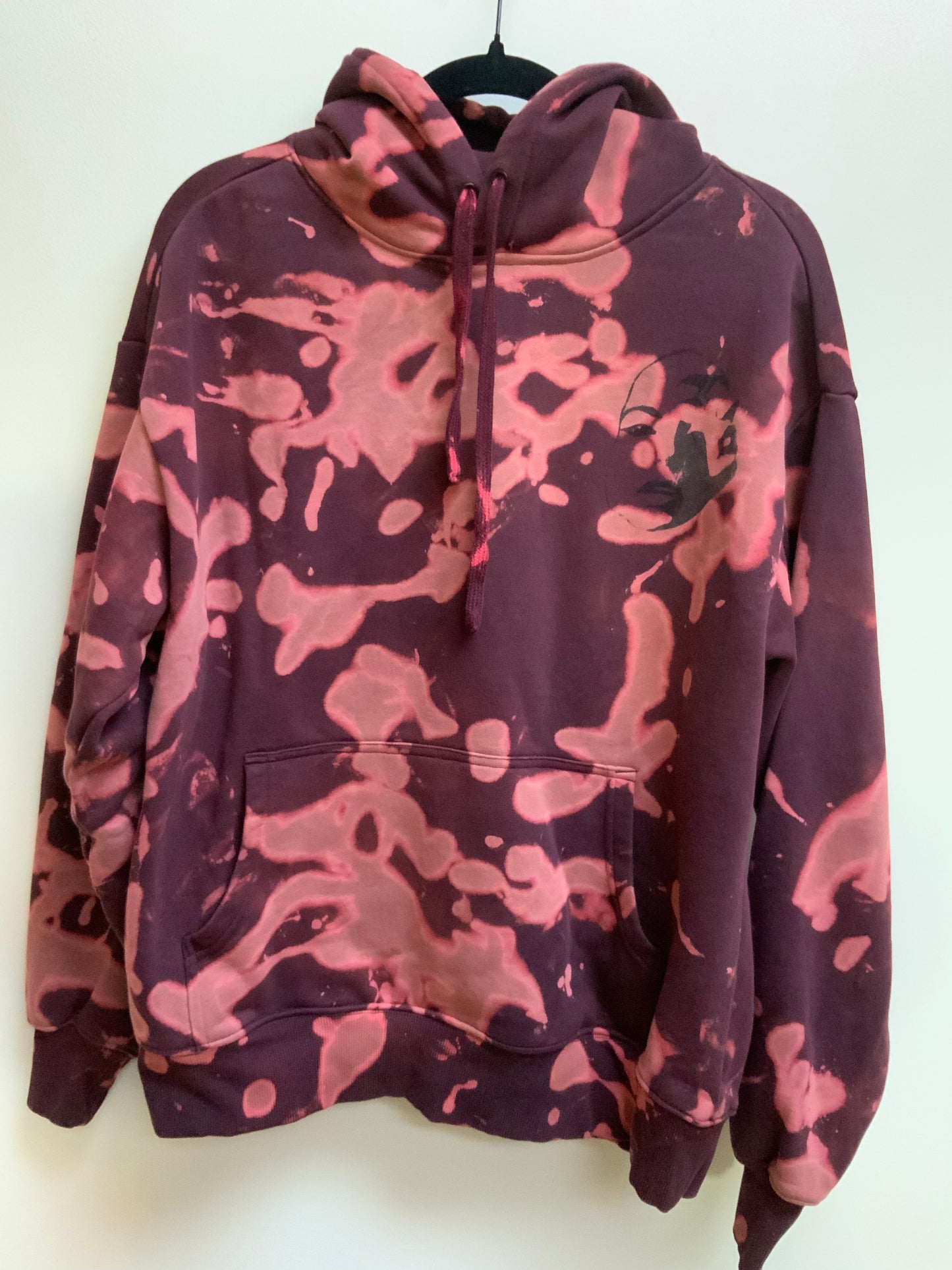 Beet acid wash logo hoodie