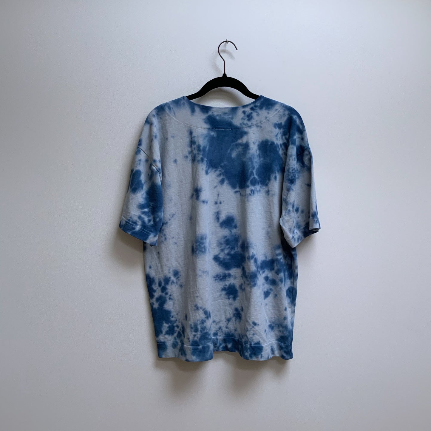Sky baseball tee