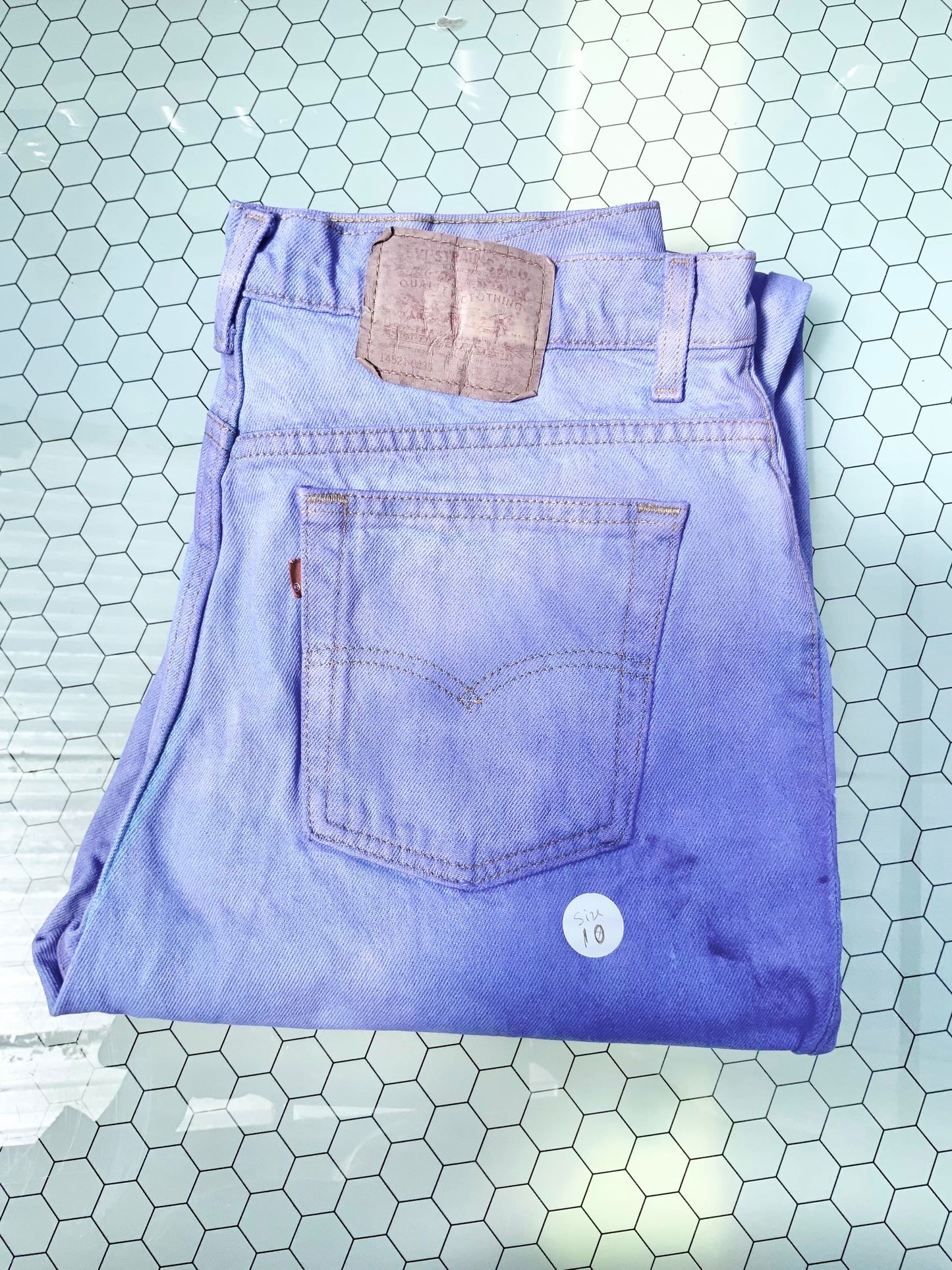 Lilac Dyed Levi’s Denim - 505 33x30- size 10