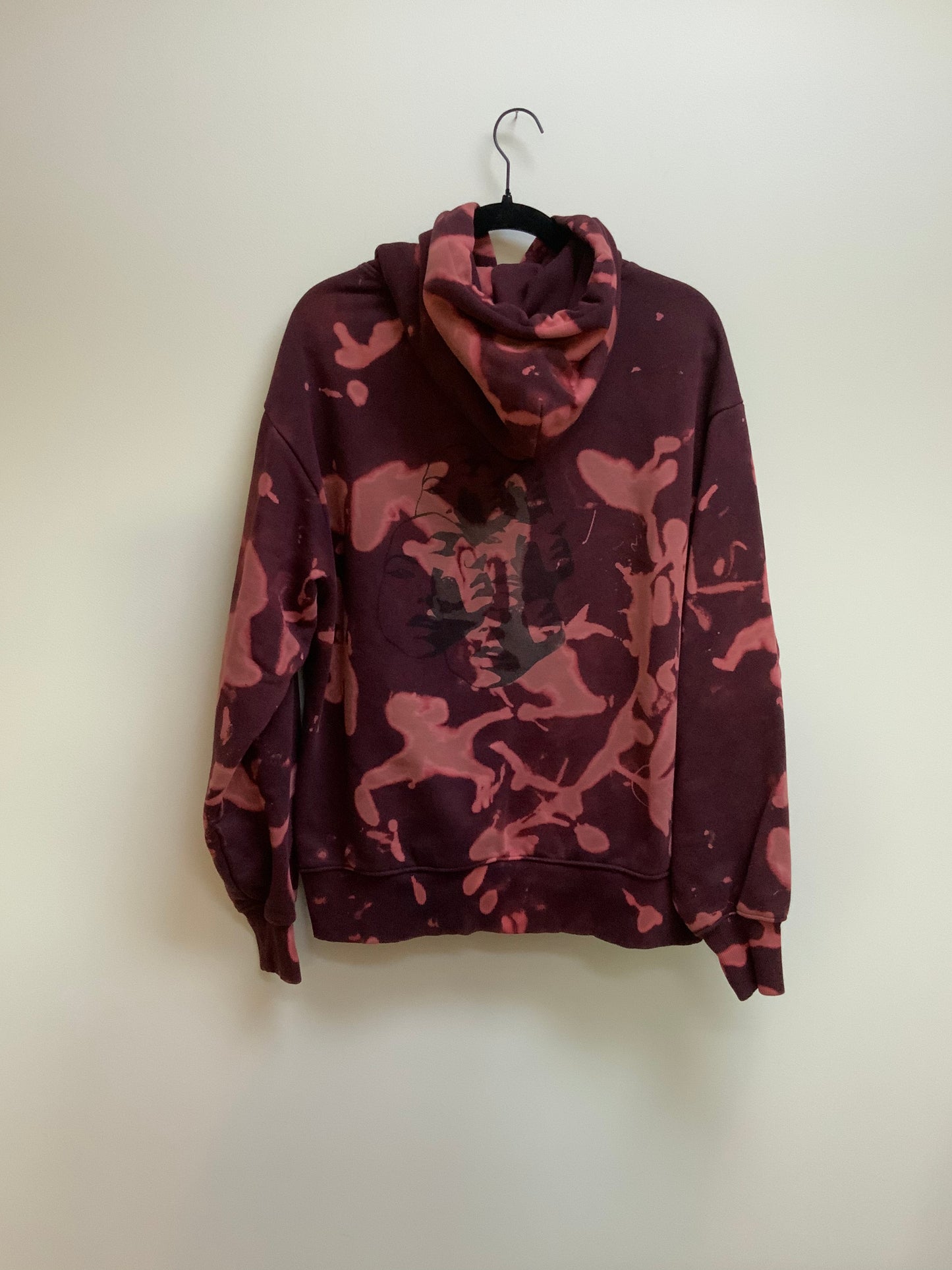 Beet acid wash logo hoodie