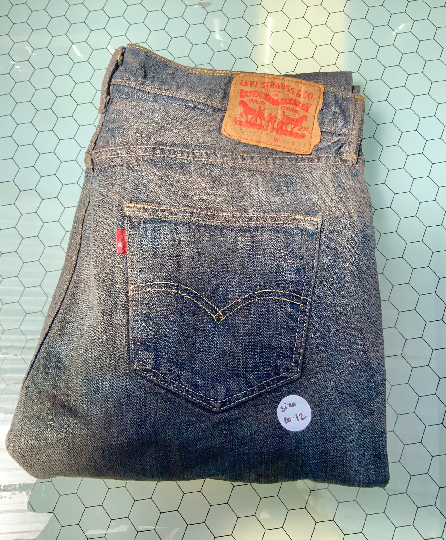 Dusty Rose dyed Levi’s Denim- 501 34x34 - size 12