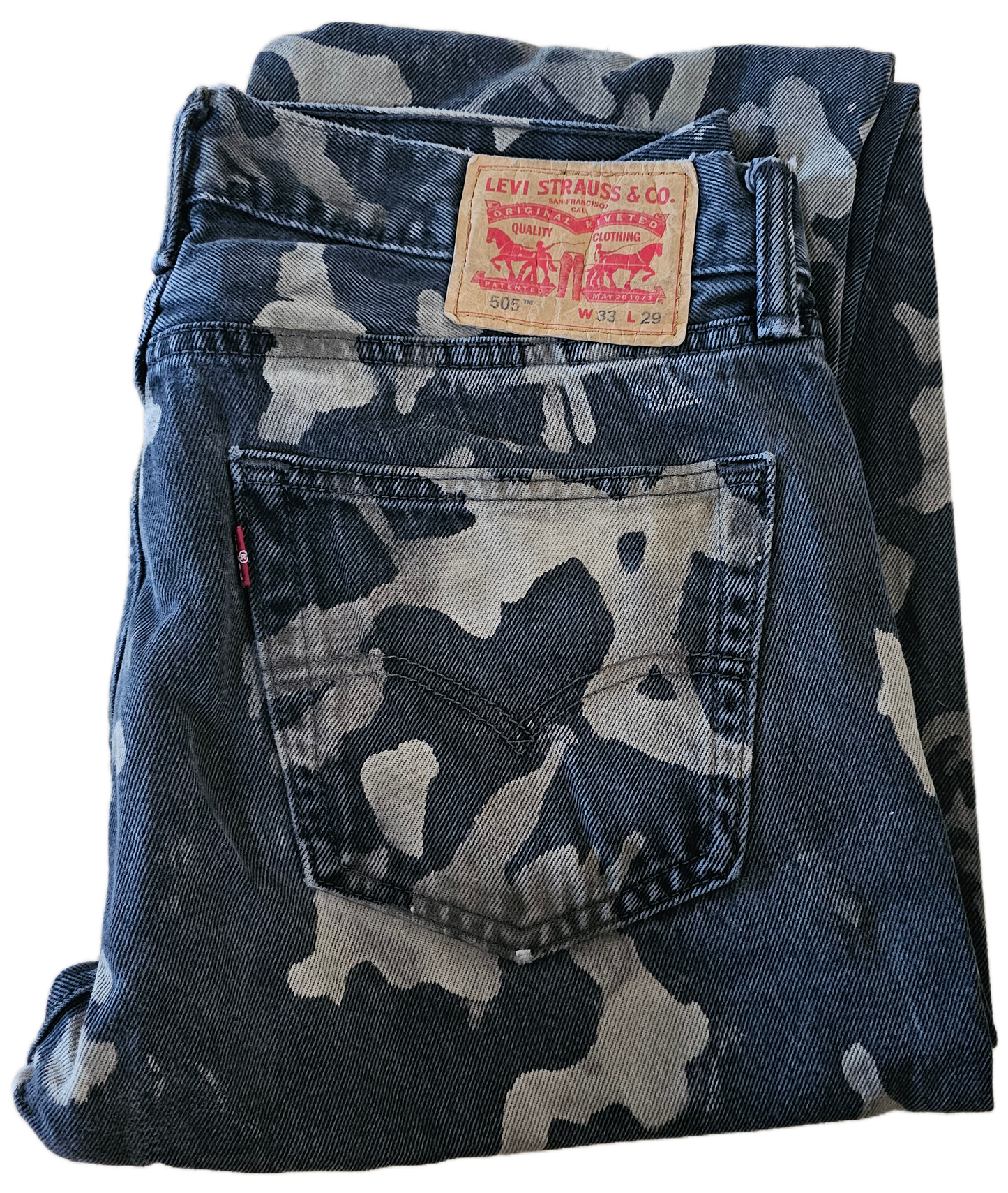 Black acid wash Levi’s Denim-505 33x29