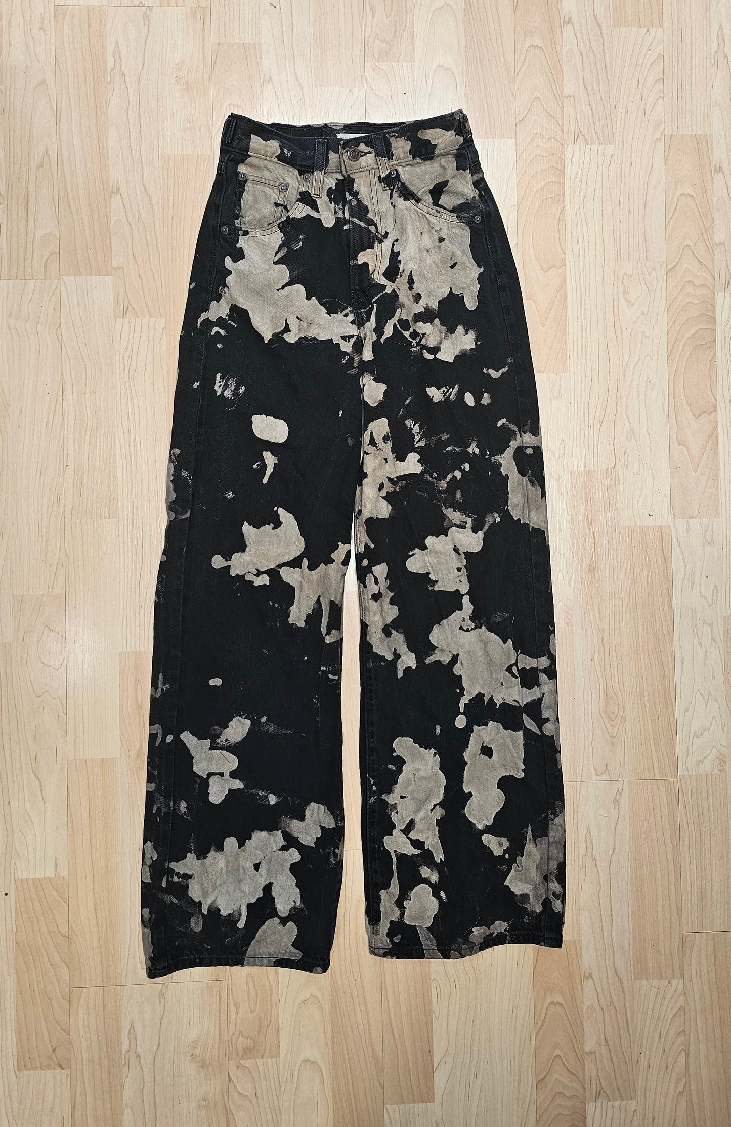 Reworked acid wash Levis cinch baggy jeans